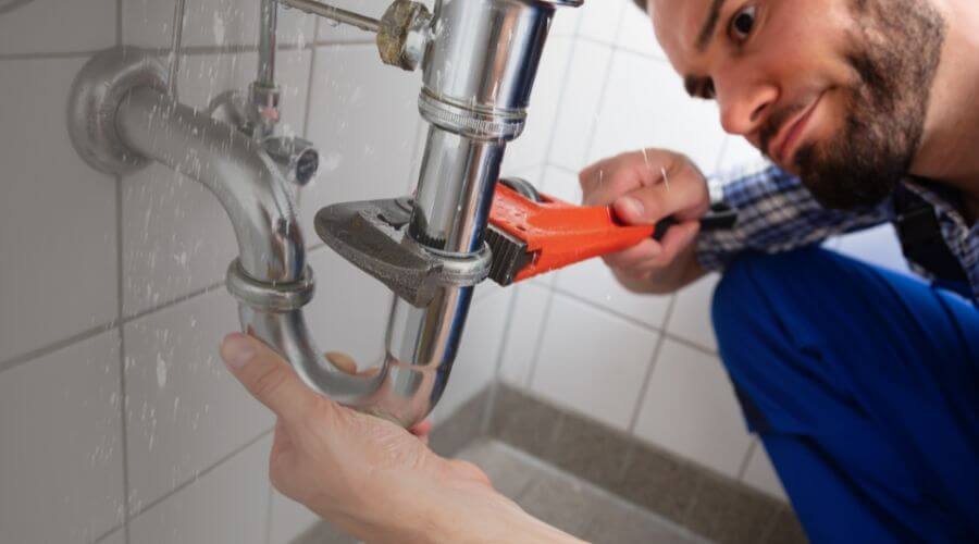 Professional same day plumber services in Regan, ND